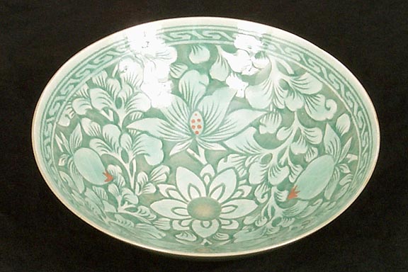 Incised White Peony Bowl