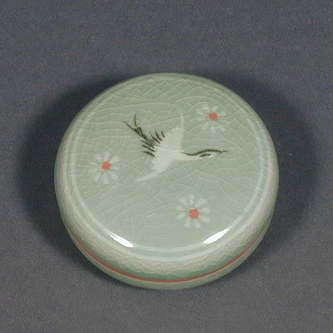 Single Crane & Red Chrysanthemums Cosmetic Box