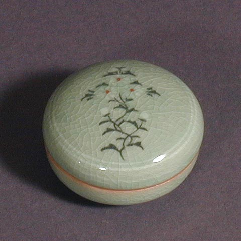 Five Chrysanthemums Cosmetic Box