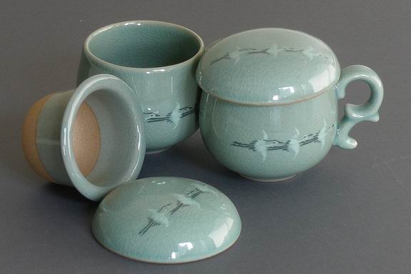 Crane and Cloud Cup Set