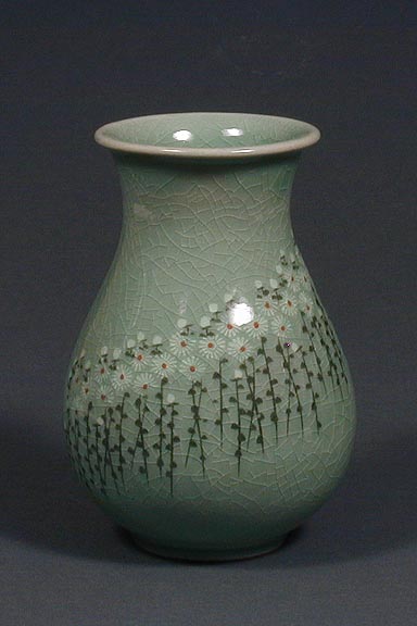 Tulip-shaped Chrysanthemum Vase