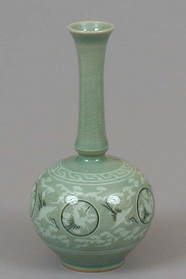 Royal Crane and Cloud Genie Vase