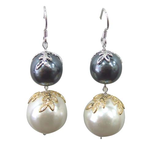 Black and White Pearl Earrings
