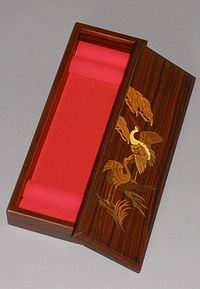 Inlaid Cranes Lacquered Box-open