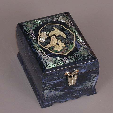 Blue Rice-paper Plum Blossoms Music Box