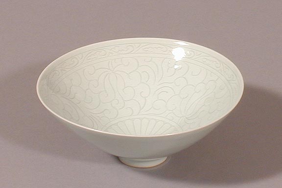 Incised Lotus Baek-ja Bowl